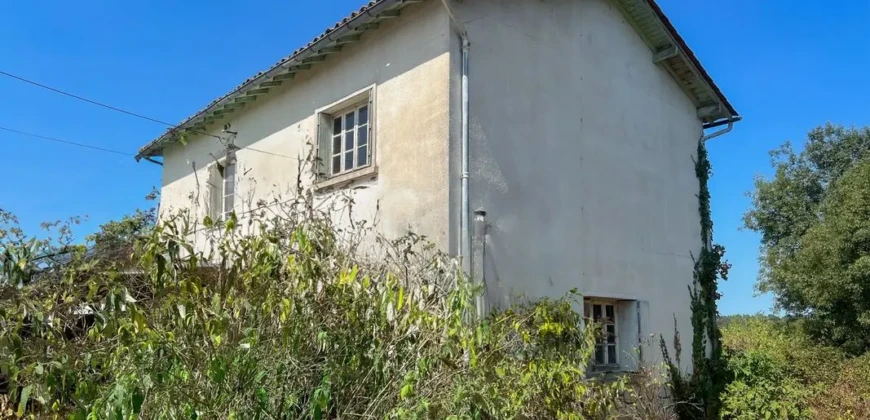 Domaine prestigieux à Ménesplet en Dordogne – 496m²