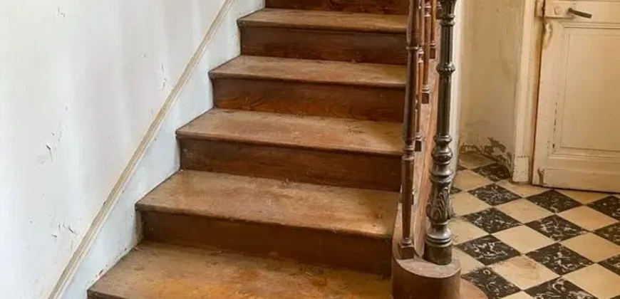 Domaine prestigieux à Ménesplet en Dordogne – 496m²